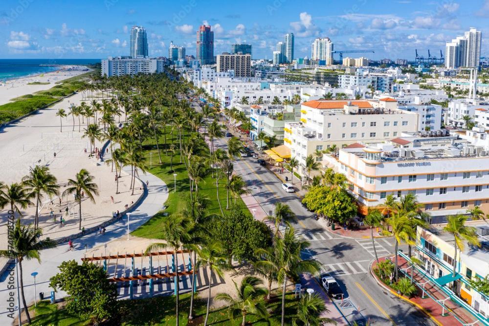 Private Rooms Close To Miami Airport - Free Parking - 01 外观 照片