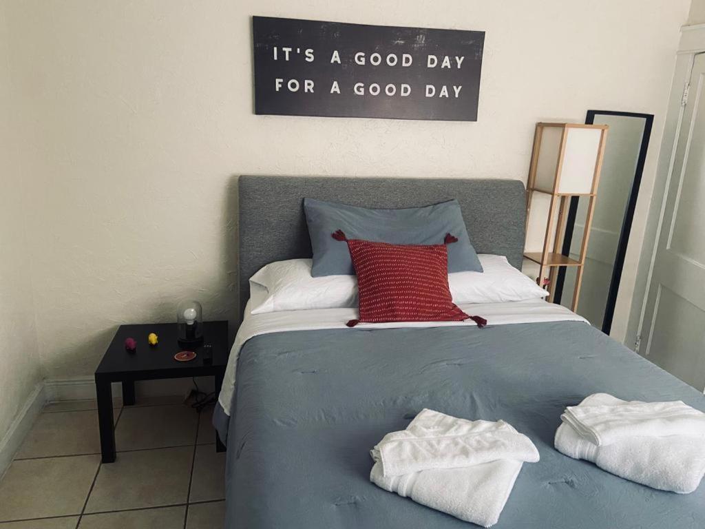 Private Rooms Close To Miami Airport - Free Parking - 01 外观 照片