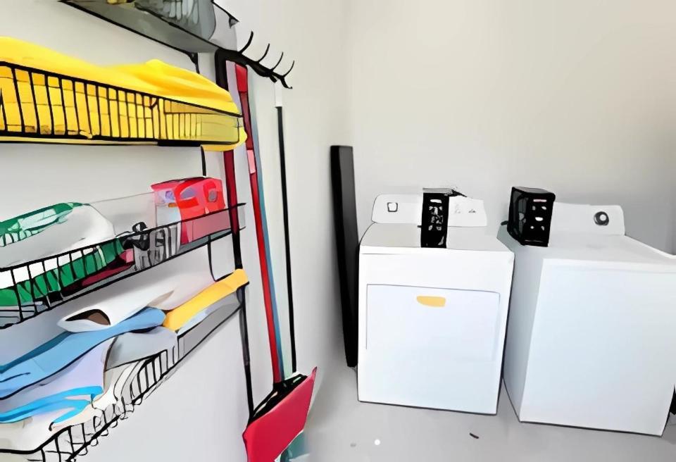 Private Rooms Close To Miami Airport - Free Parking - 01 外观 照片